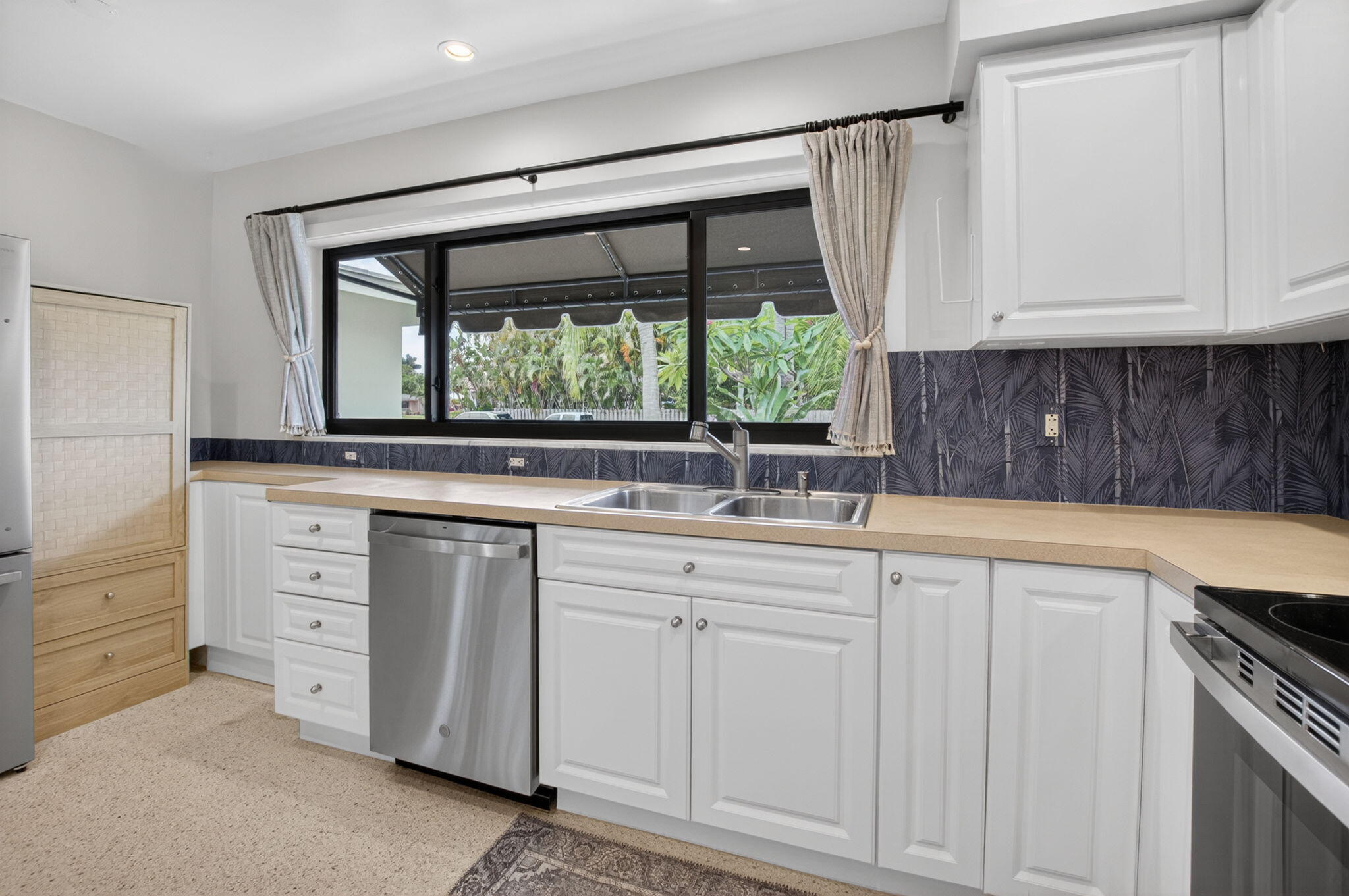 BOCA RATON SQUARE UNIT 4 - Residential