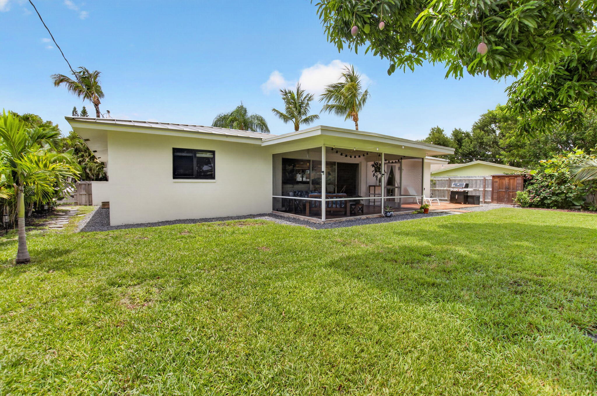 BOCA RATON SQUARE UNIT 4 - Residential