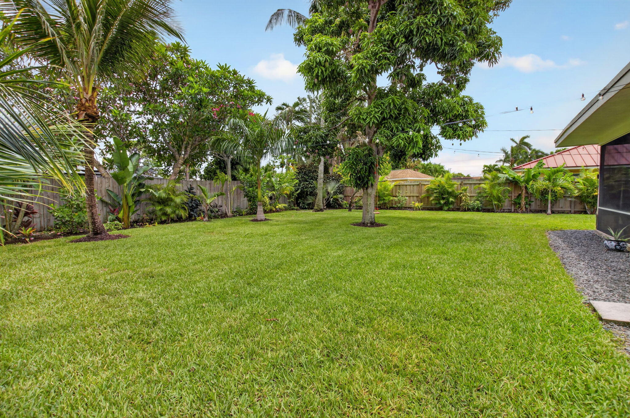BOCA RATON SQUARE UNIT 4 - Residential