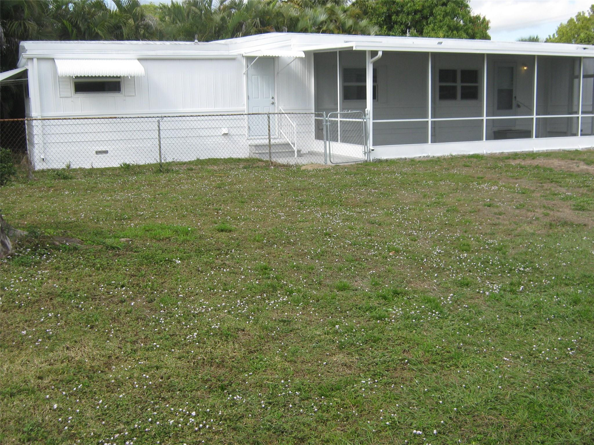 WATERGATE MOBILE HOME ESTATES - Residential Lease