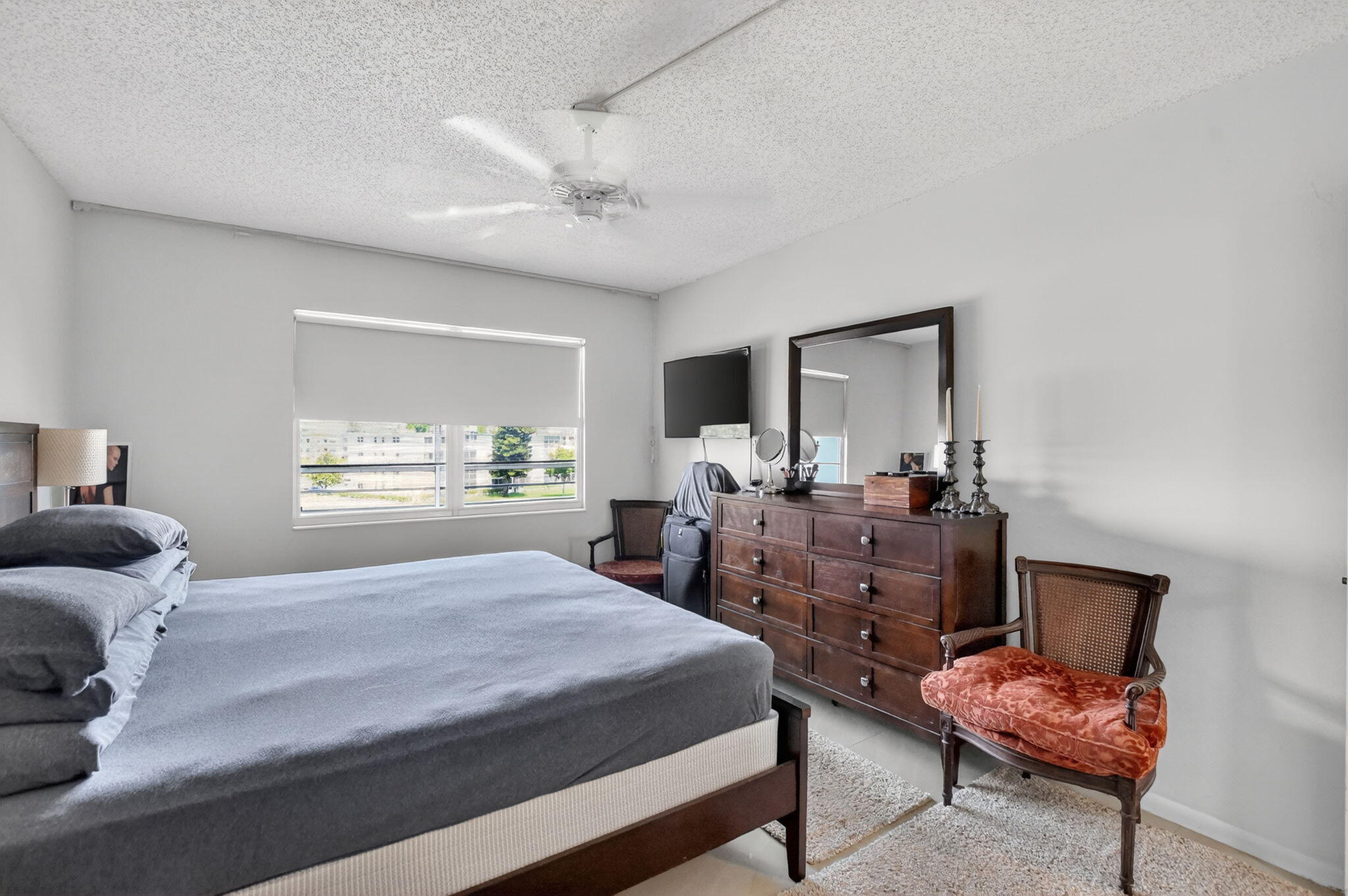 GUILDFORD AT CENTURY VILLAGE CONDO - Residential