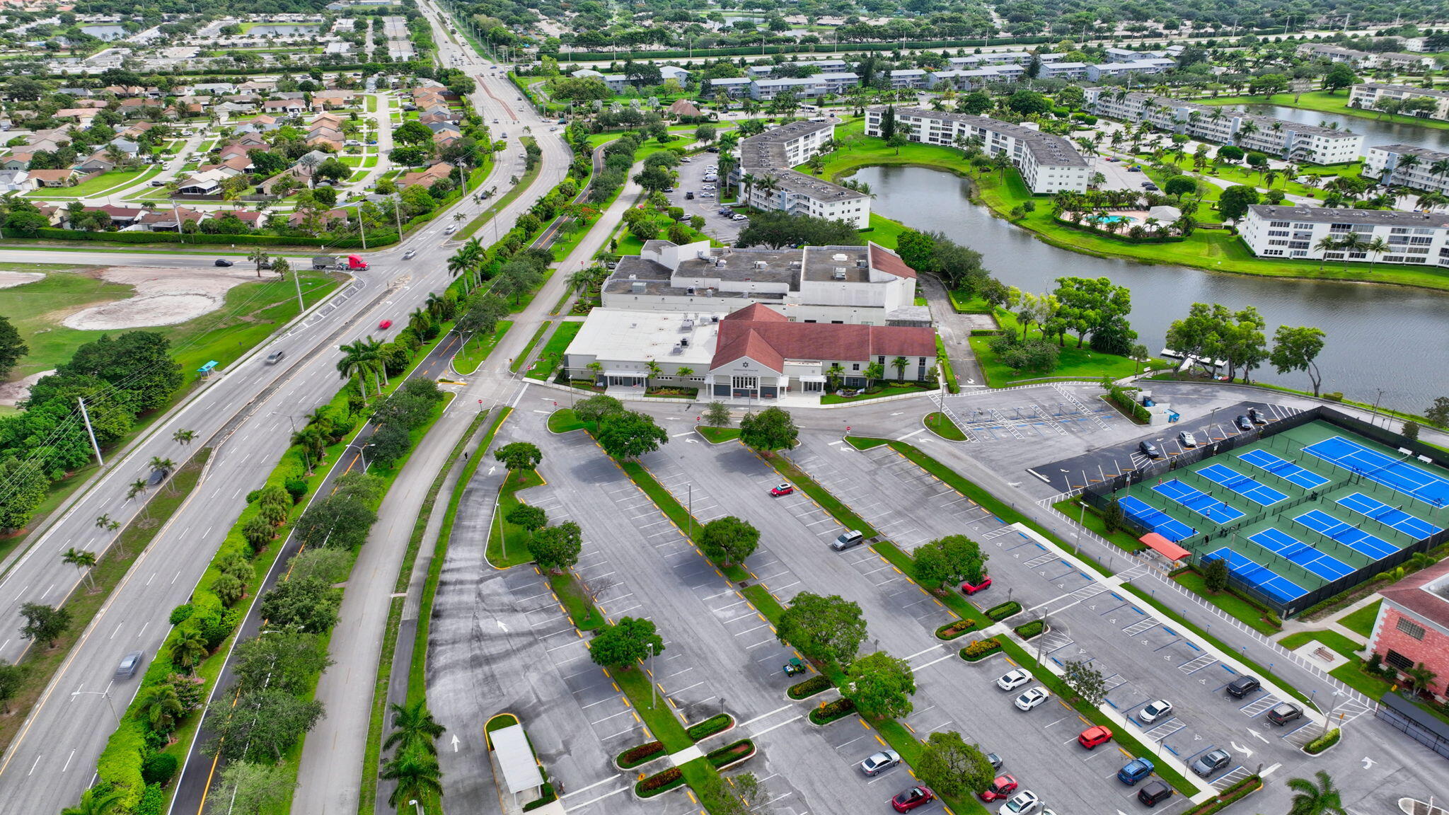 GUILDFORD AT CENTURY VILLAGE CONDO - Residential