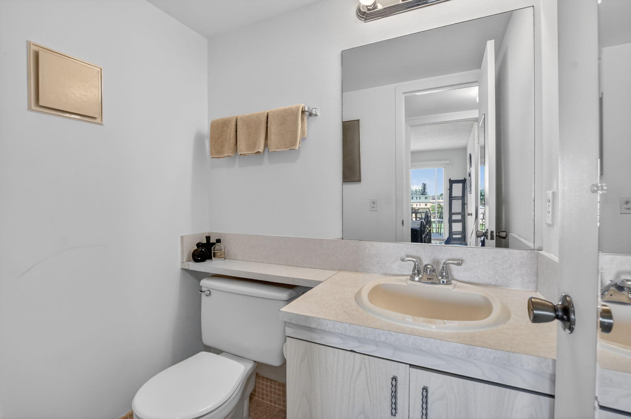 GUILDFORD AT CENTURY VILLAGE CONDO - Residential