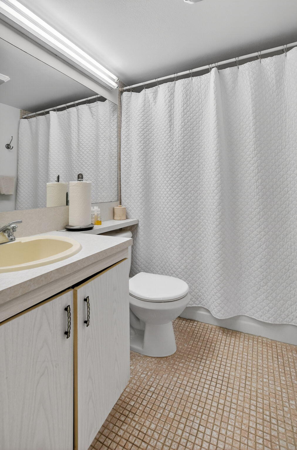 GUILDFORD AT CENTURY VILLAGE CONDO - Residential