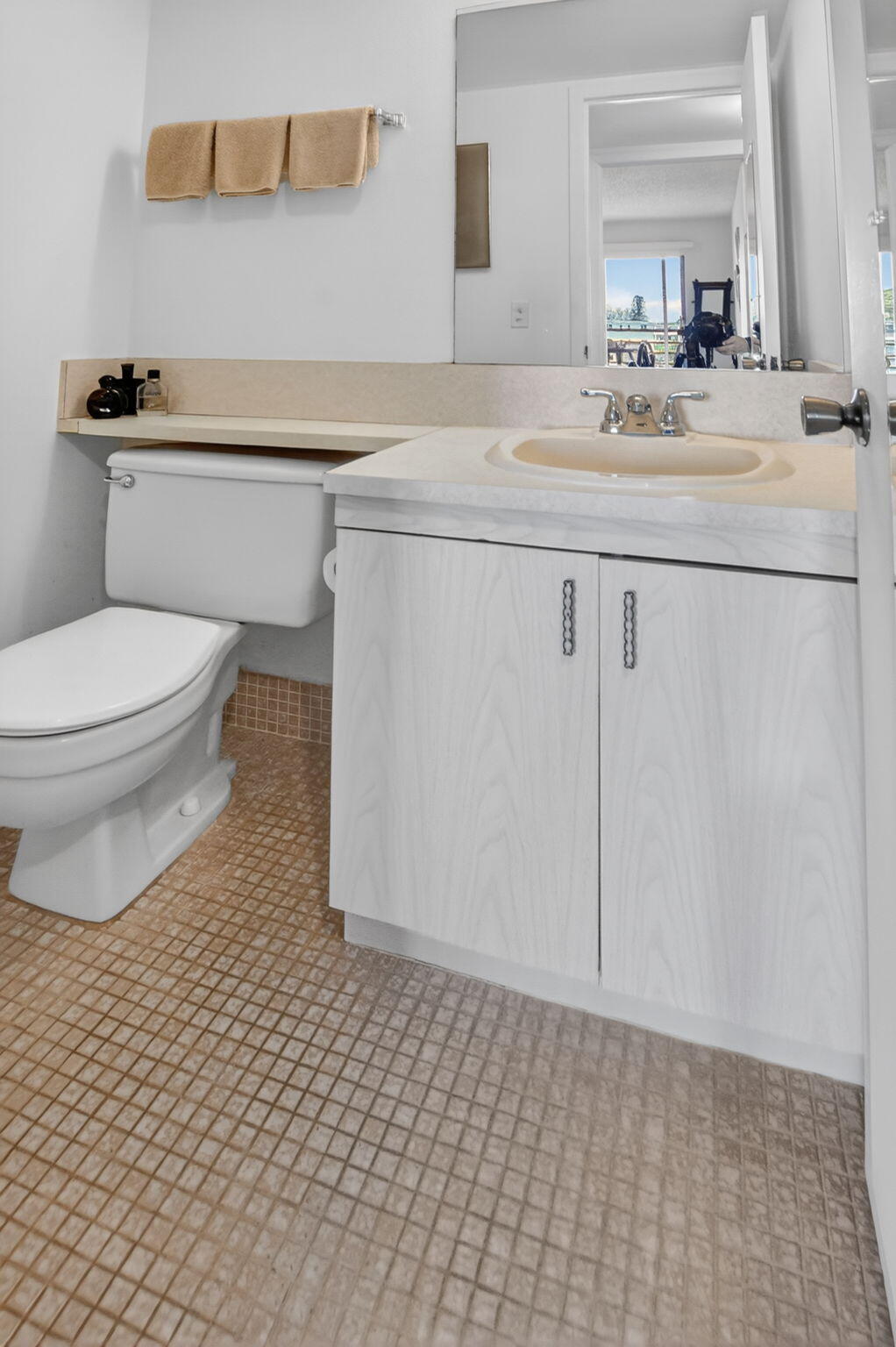 GUILDFORD AT CENTURY VILLAGE CONDO - Residential
