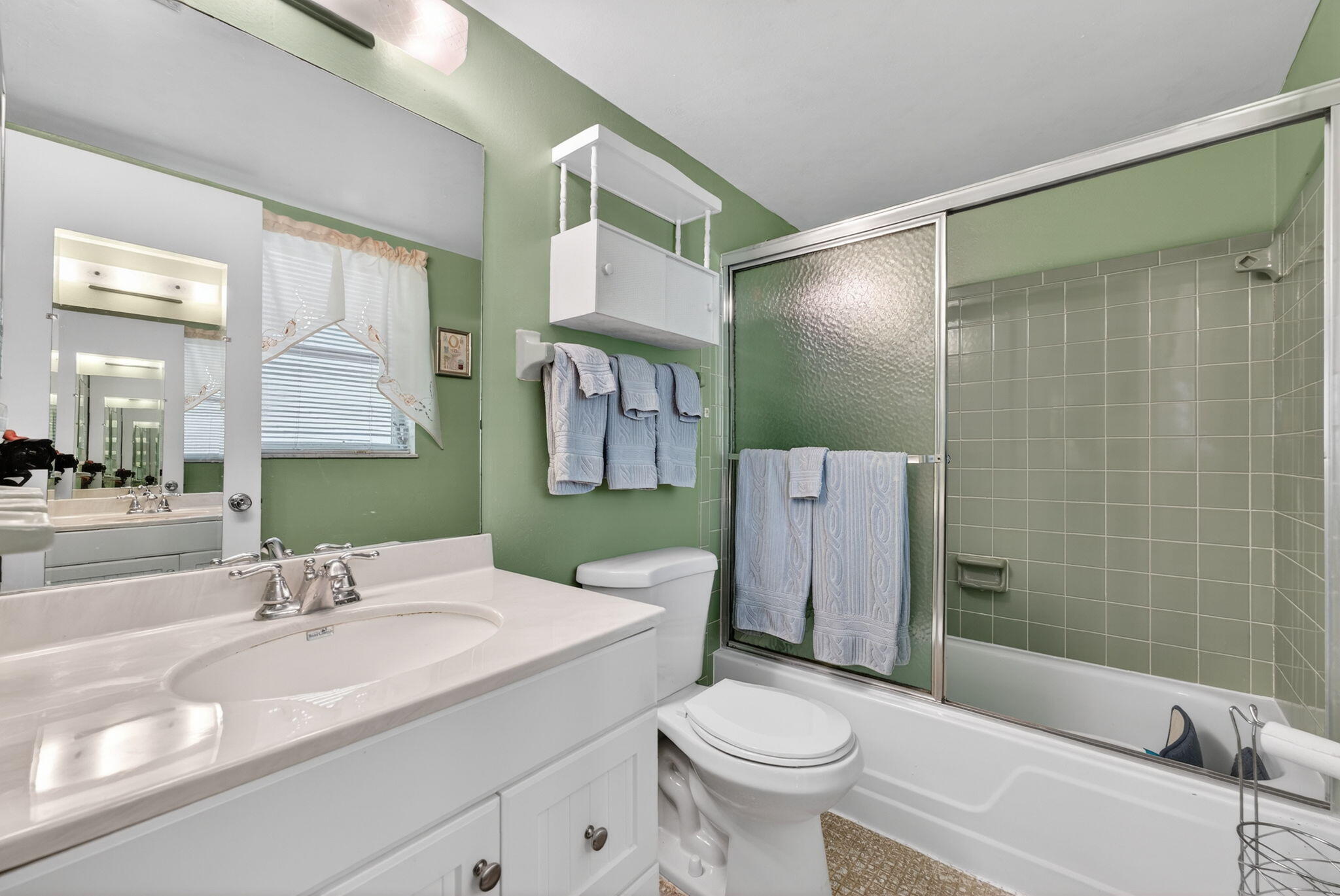 ORIOLE GARDENS THREE 81 CONDO - Residential