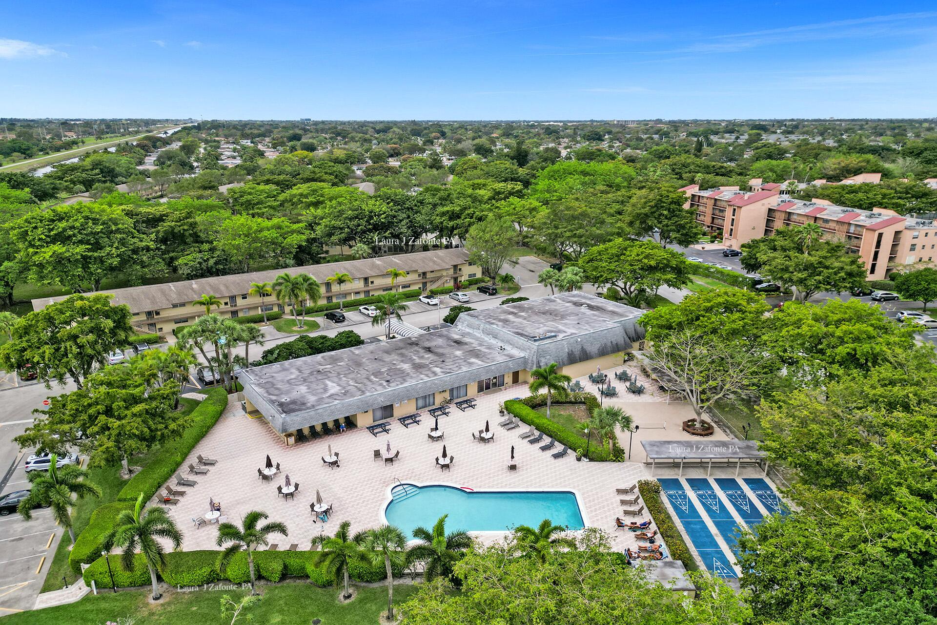 ORIOLE GARDENS THREE 81 CONDO - Residential
