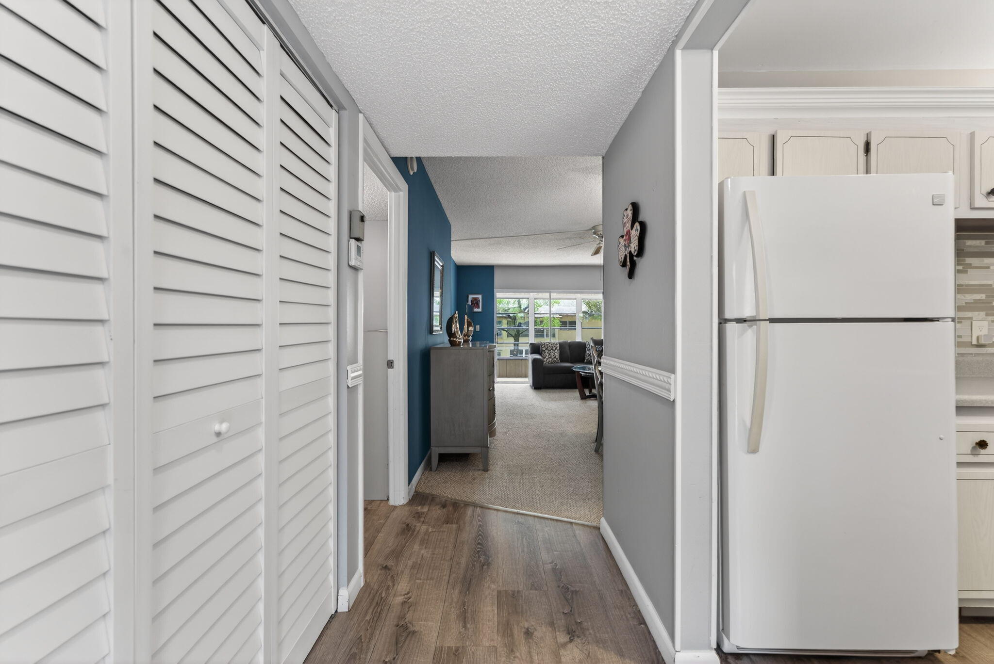 ORIOLE GARDENS THREE 81 CONDO - Residential