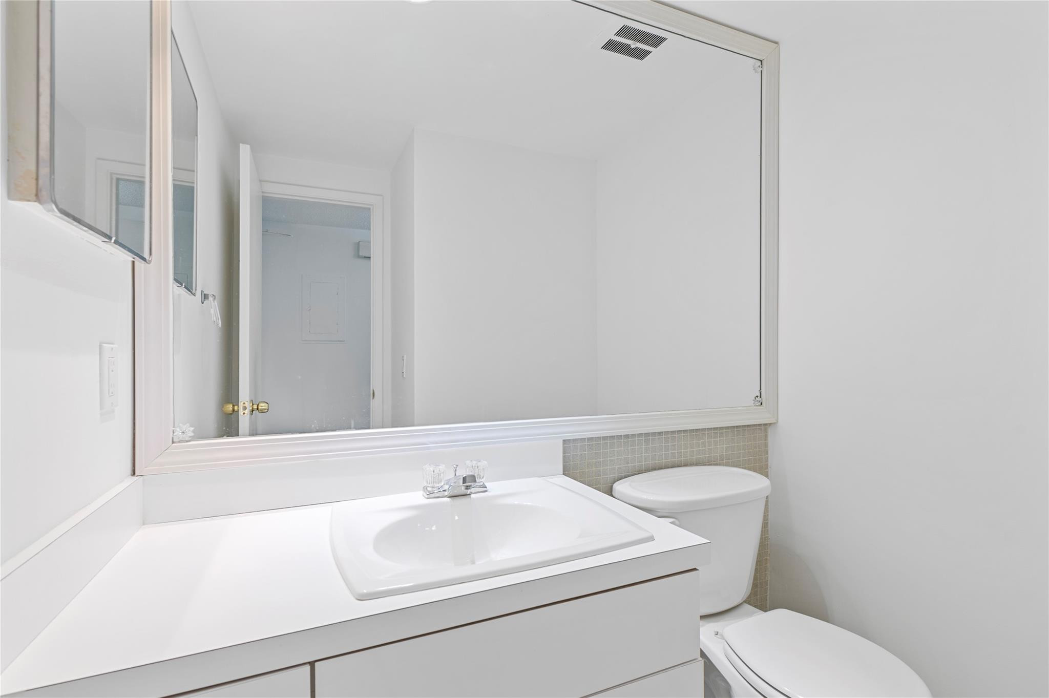 GALT OCEAN CLUB CONDO - Residential Lease