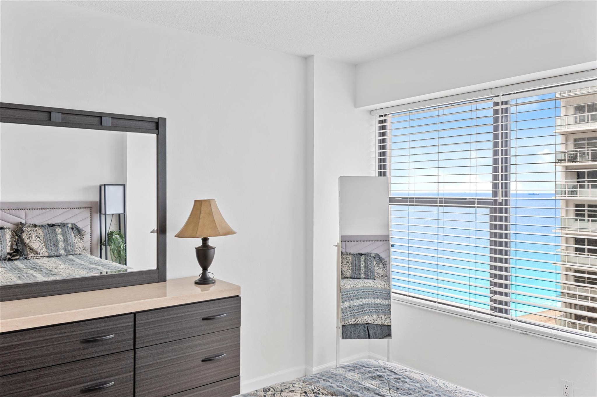 GALT OCEAN CLUB CONDO - Residential Lease