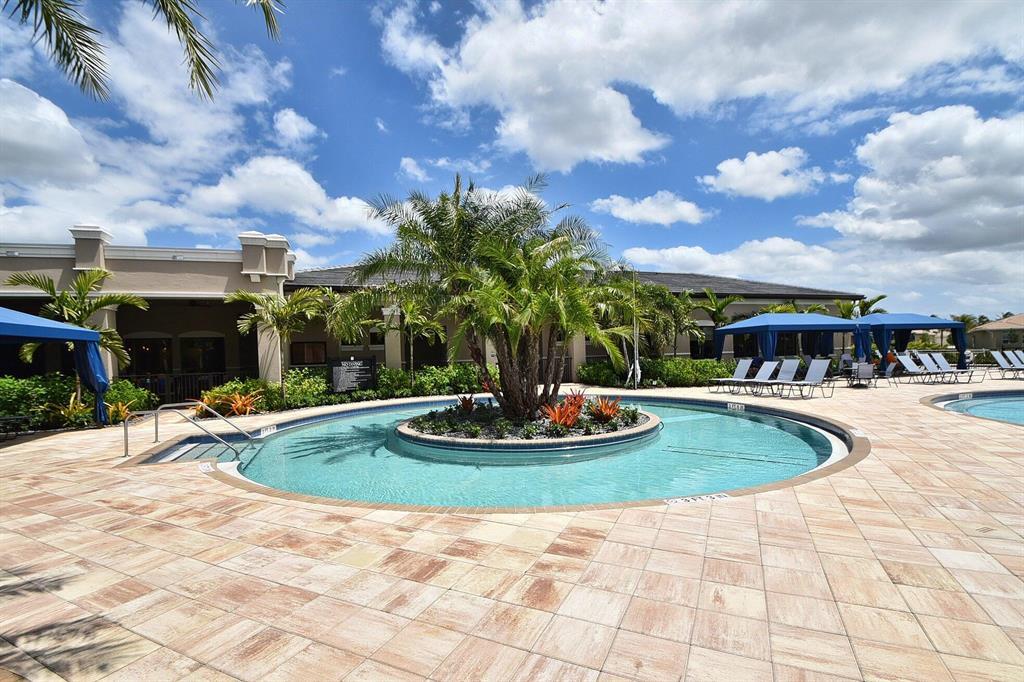 VALENCIA COVE - Residential