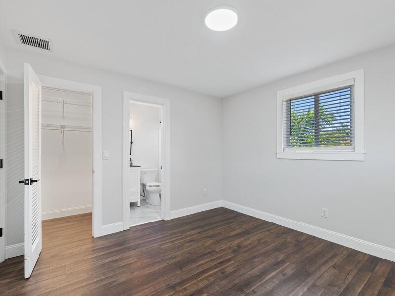 NORTH LAKE WORTH - Residential Lease