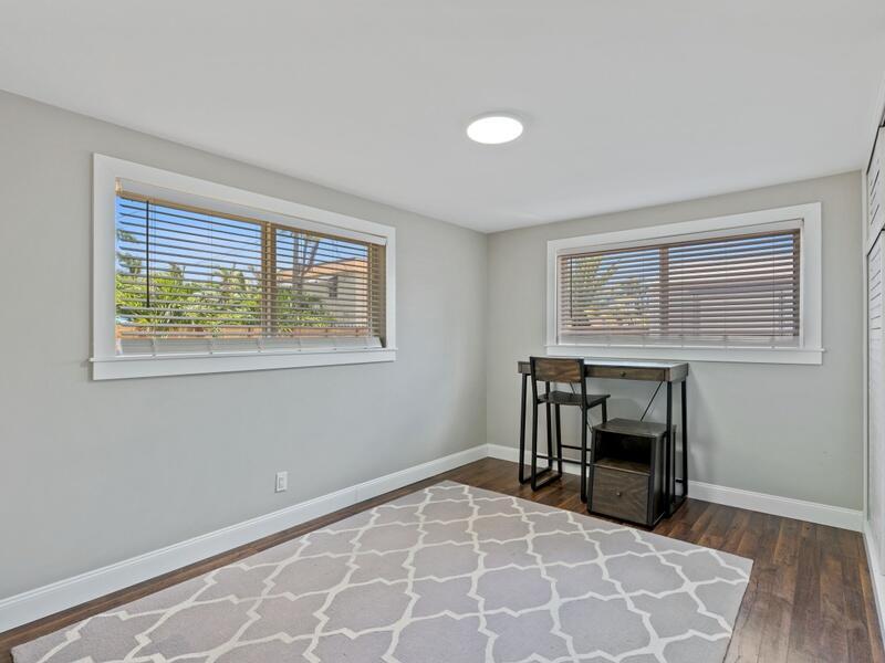 NORTH LAKE WORTH - Residential Lease