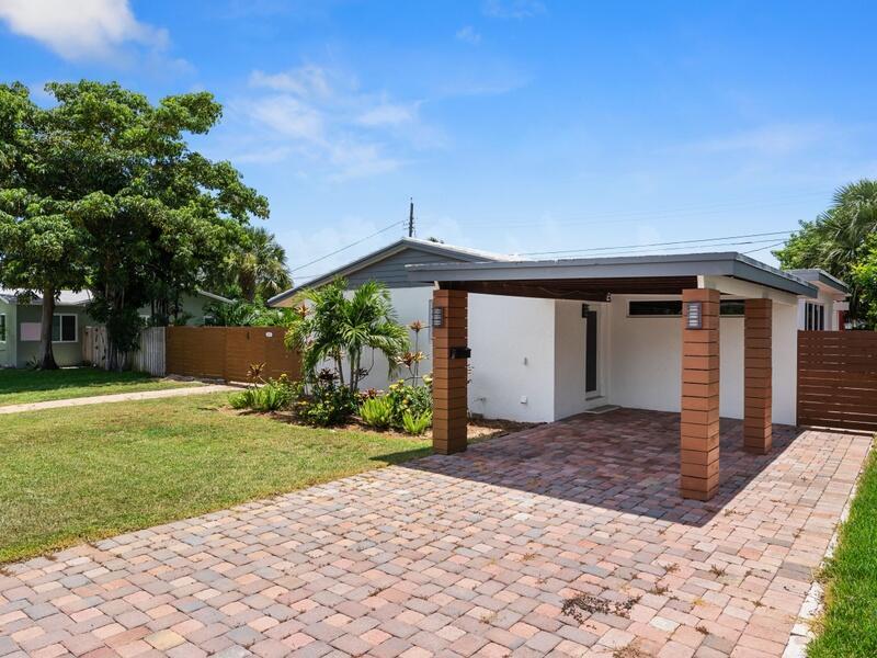 NORTH LAKE WORTH - Residential Lease