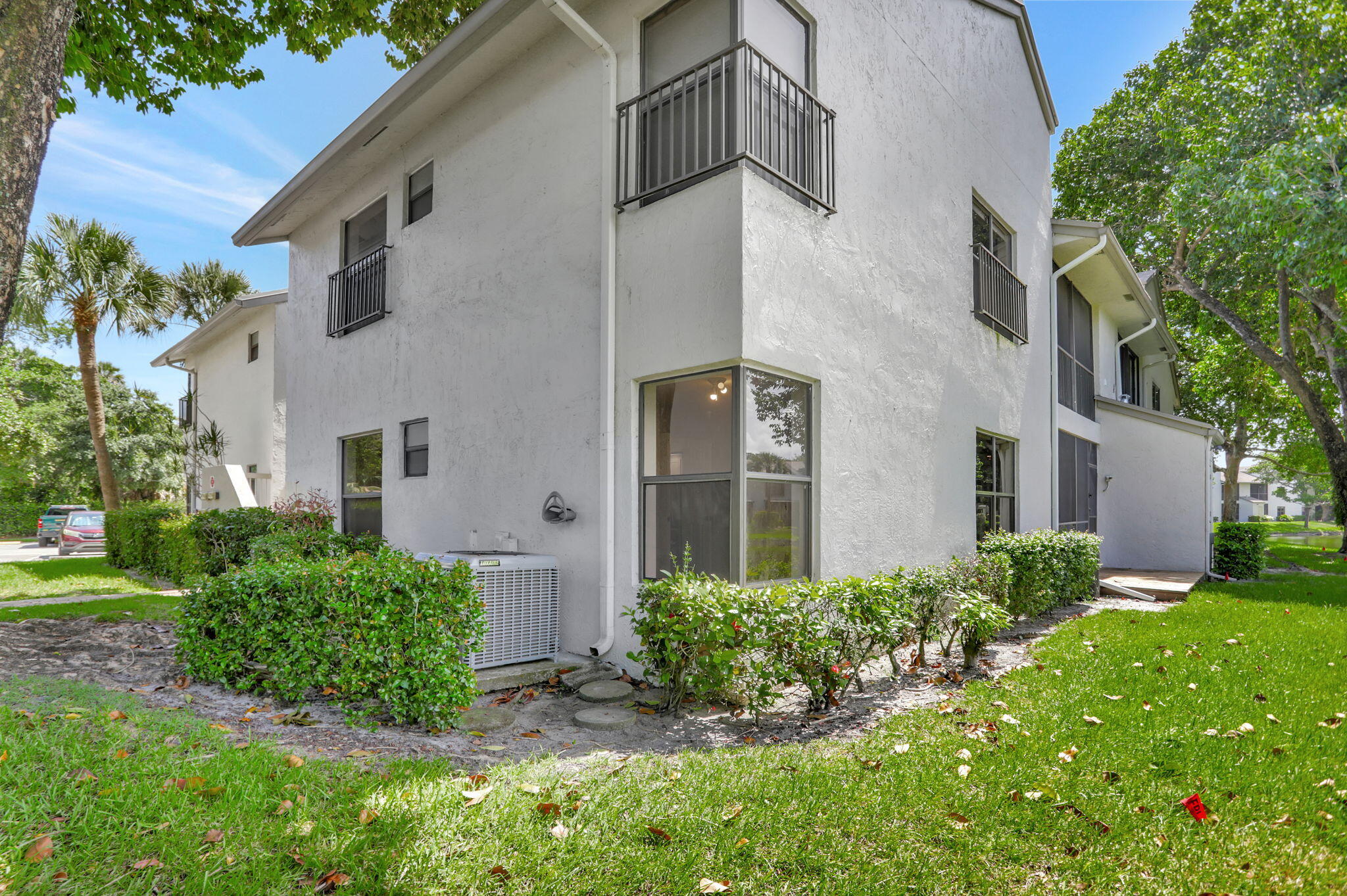 BAYWOOD VILLAGE - Residential
