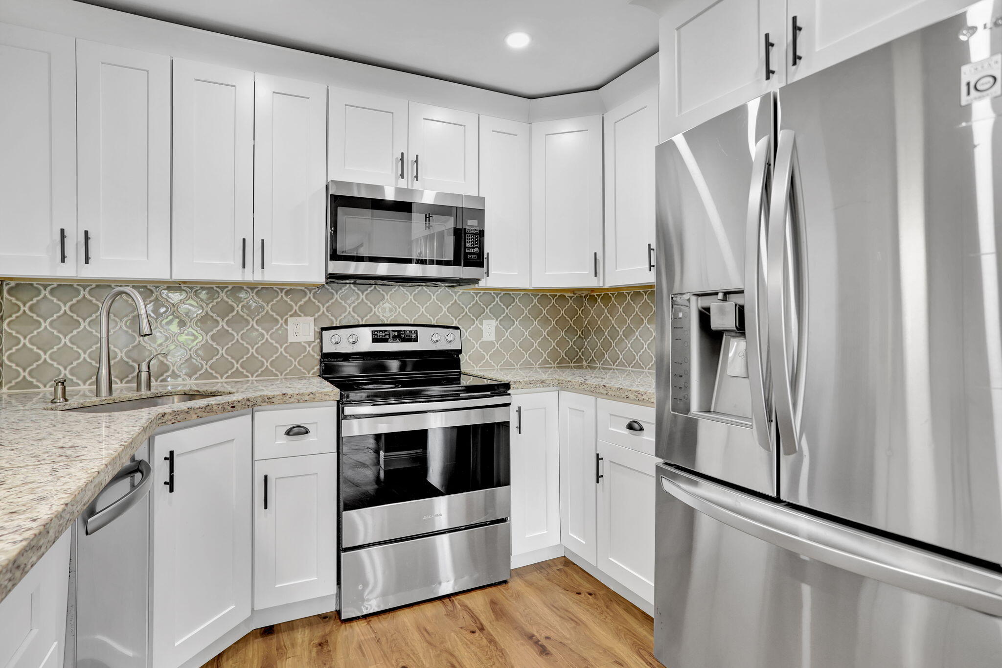 BAYWOOD VILLAGE - Residential