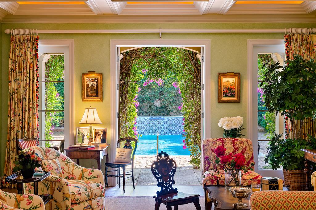 ROYAL PARK - Residential