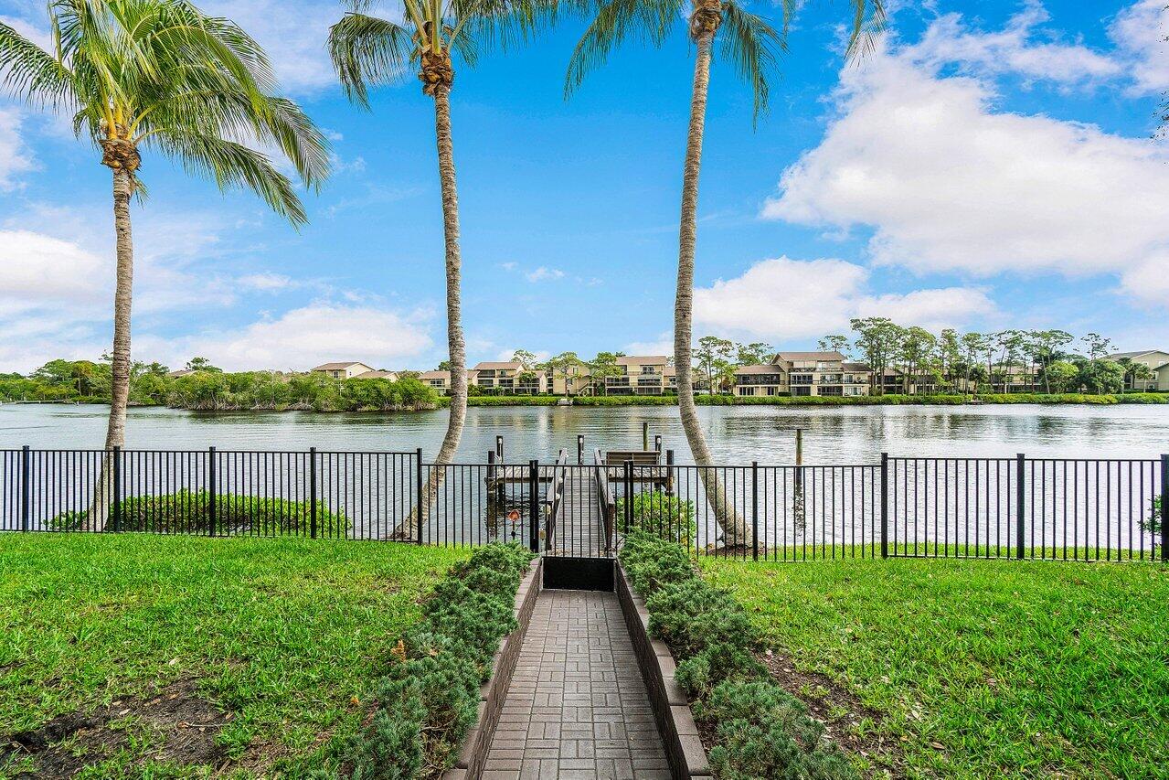 JUPITER RIVER ESTATES REVISED PLAT OF (AKA Islands - Residential