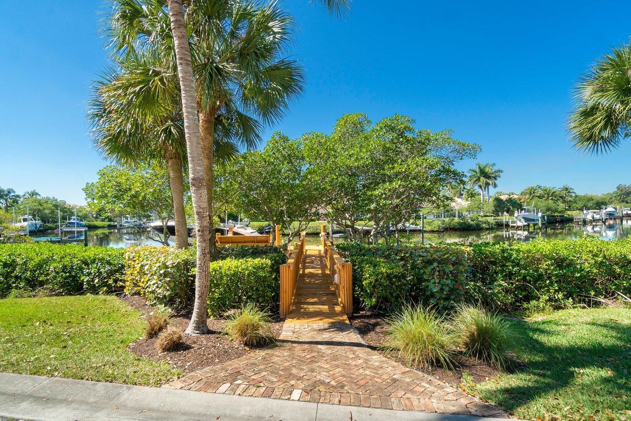 JUPITER RIVER ESTATES REVISED PLAT OF (AKA Islands - Residential
