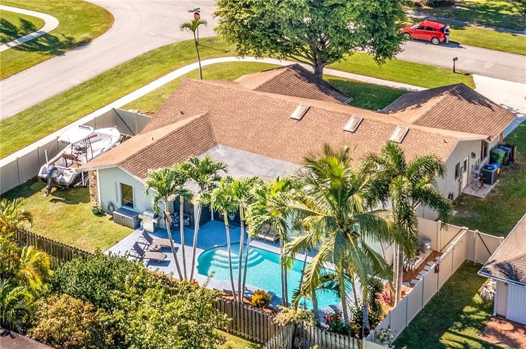 Sugar Pond Manor Wellingt - Residential