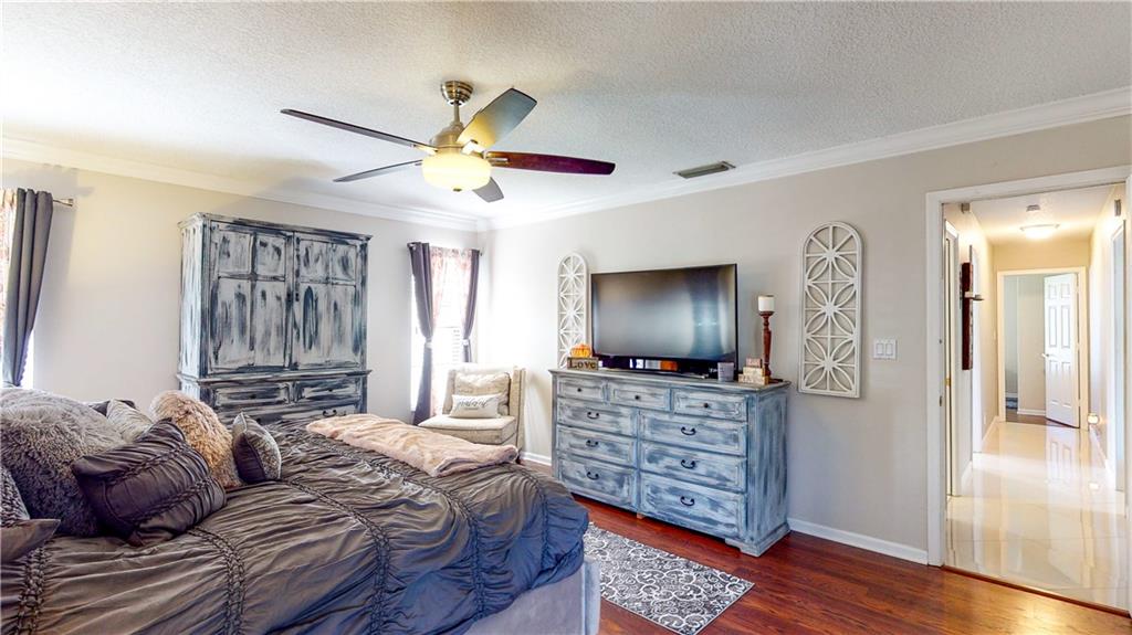 Sugar Pond Manor Wellingt - Residential