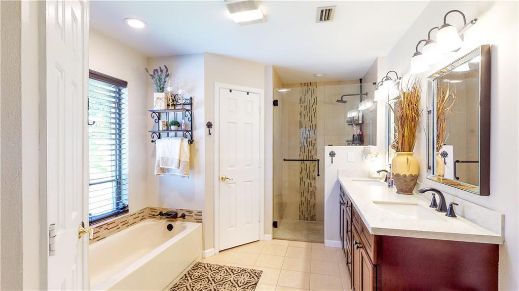 Sugar Pond Manor Wellingt - Residential