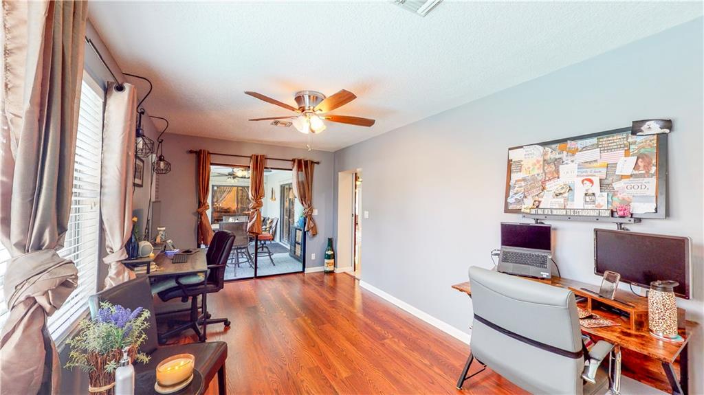 Sugar Pond Manor Wellingt - Residential