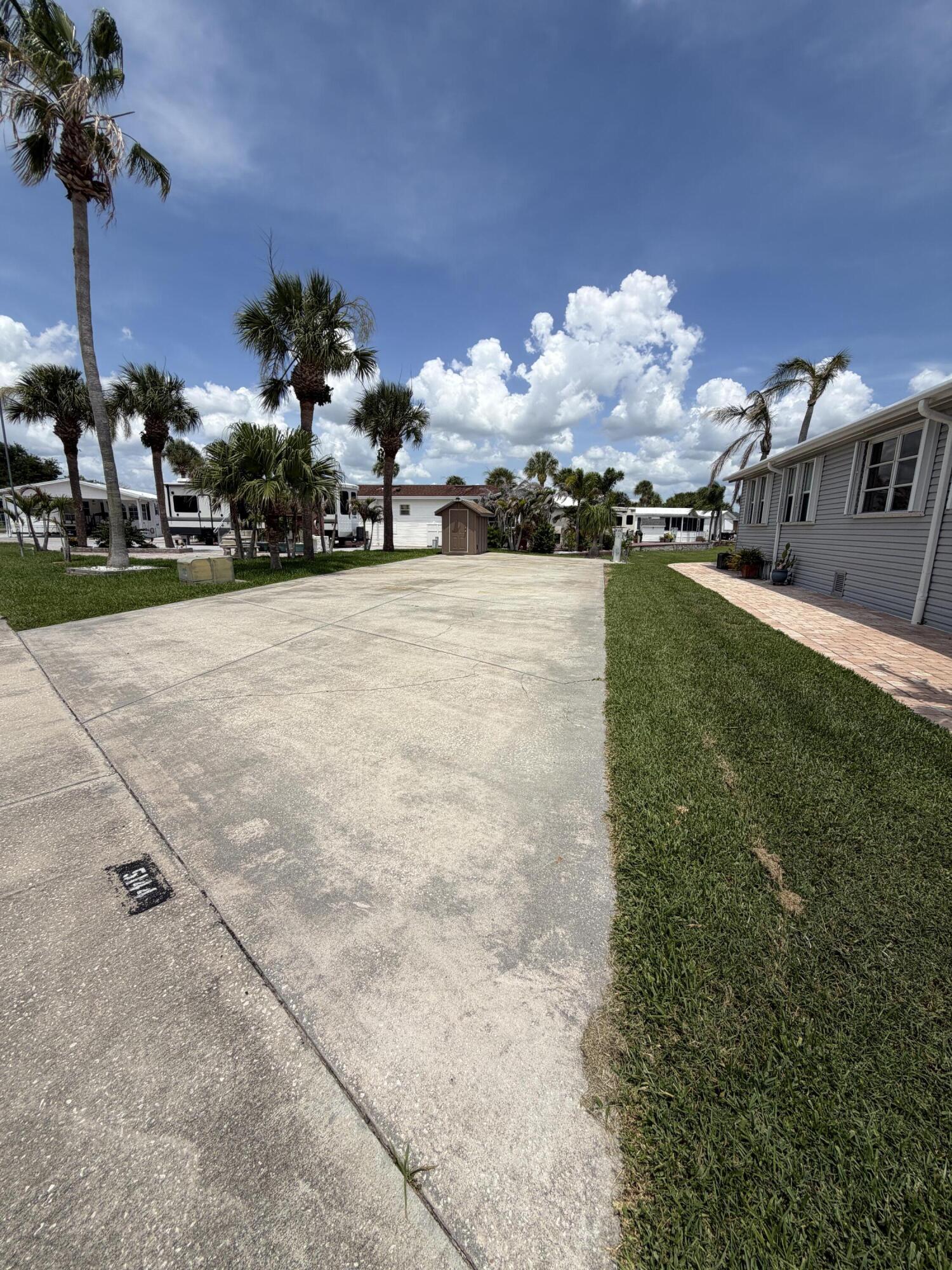 ANCIENT OAKS RV RESORT NO V - Land