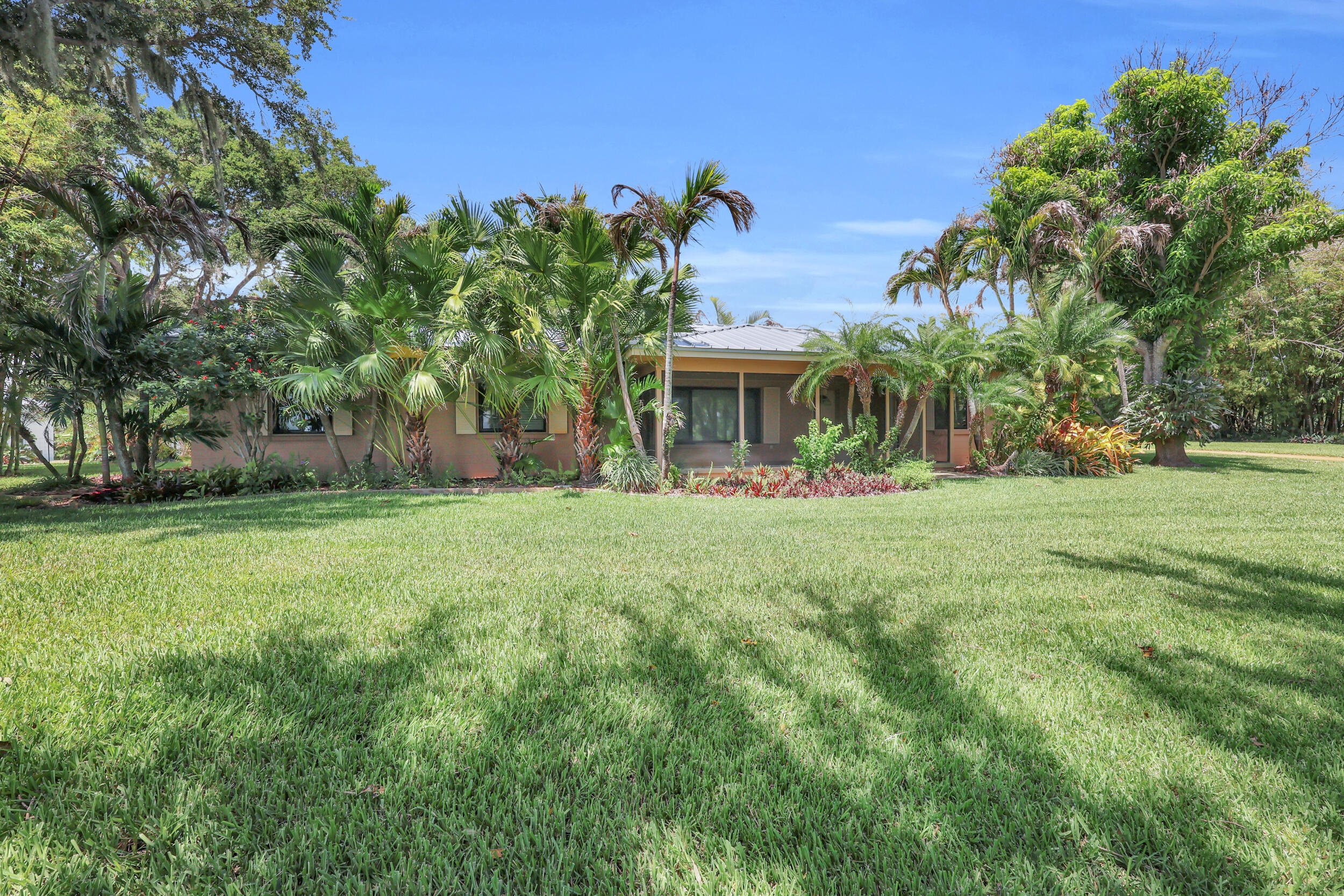 HAL S THOMAS RESUBDIVISION OF LOTS - Residential
