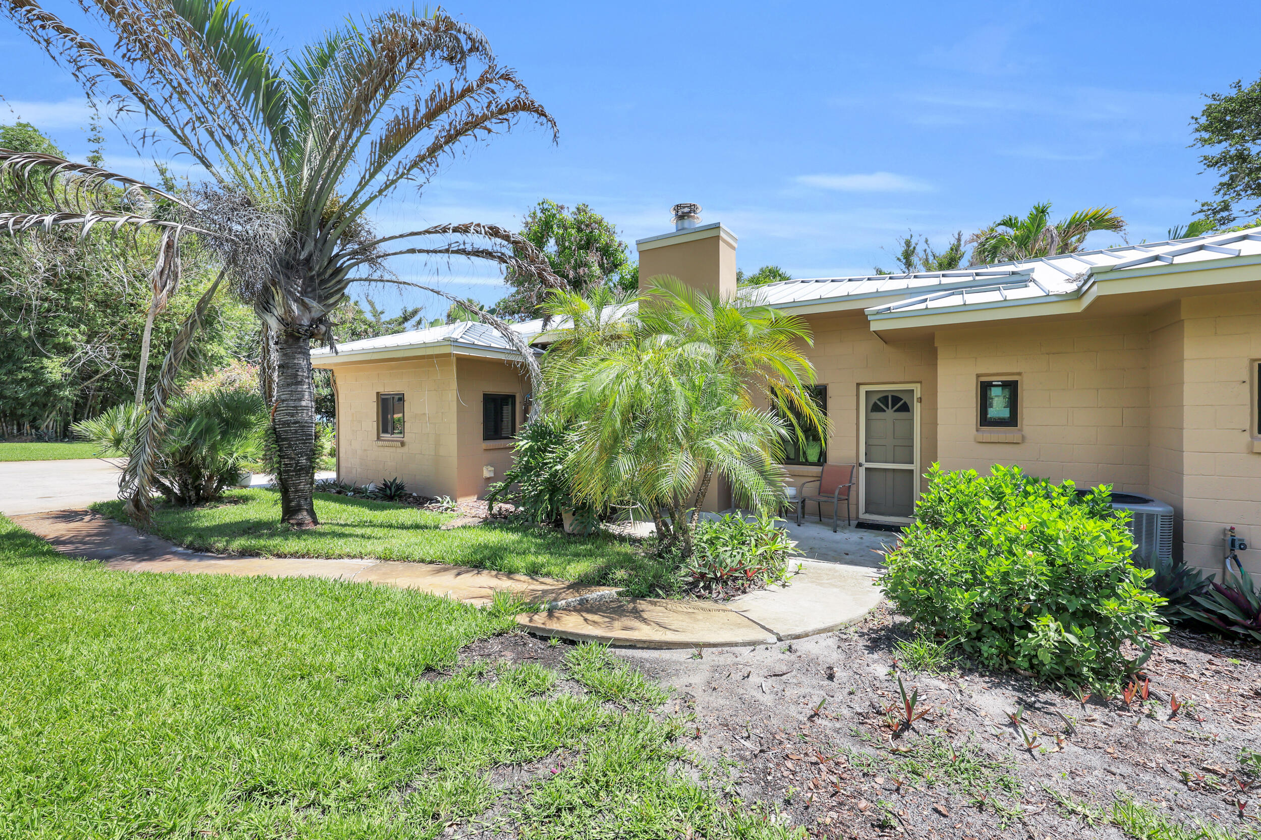HAL S THOMAS RESUBDIVISION OF LOTS - Residential