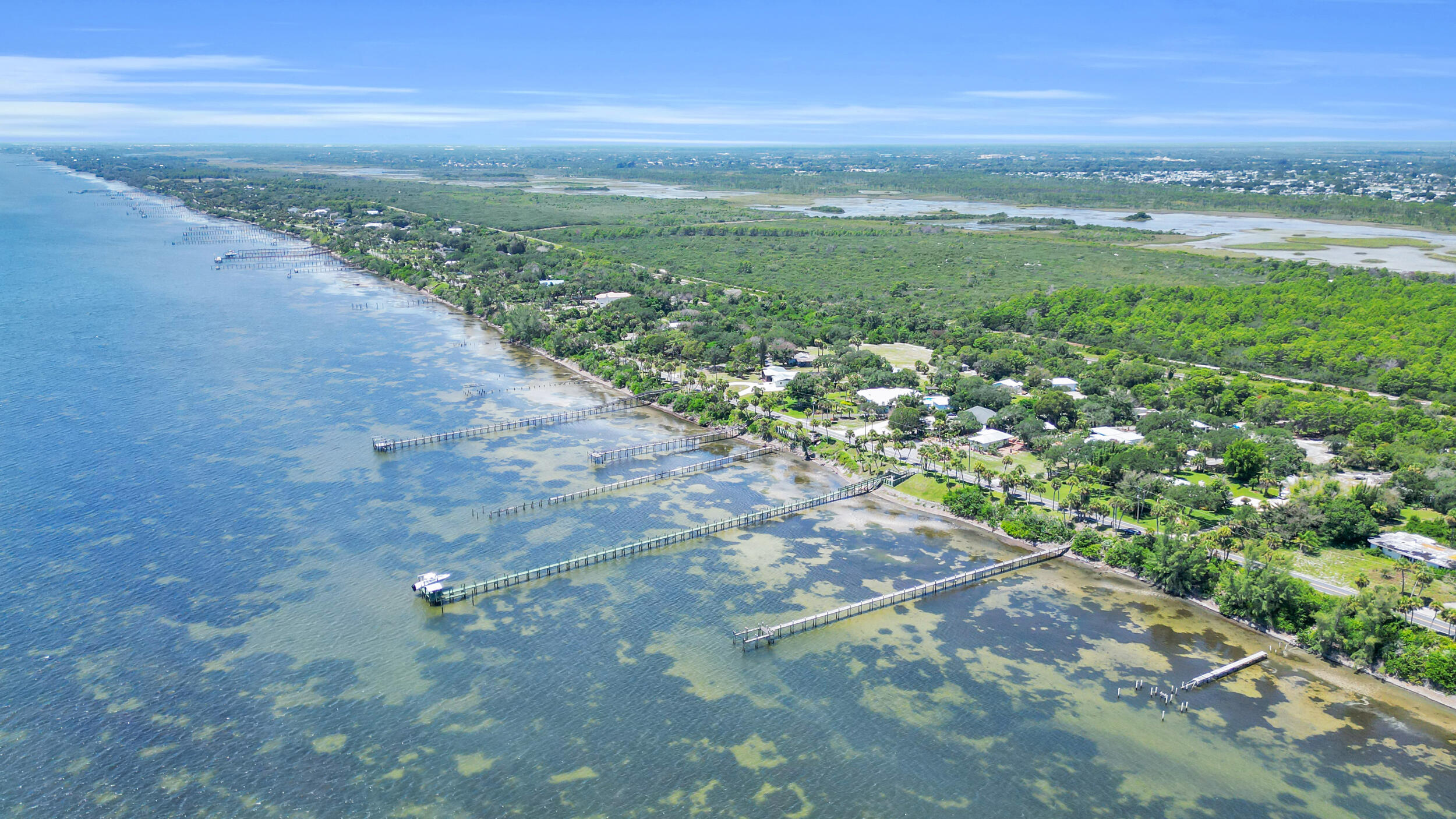 HAL S THOMAS RESUBDIVISION OF LOTS - Residential