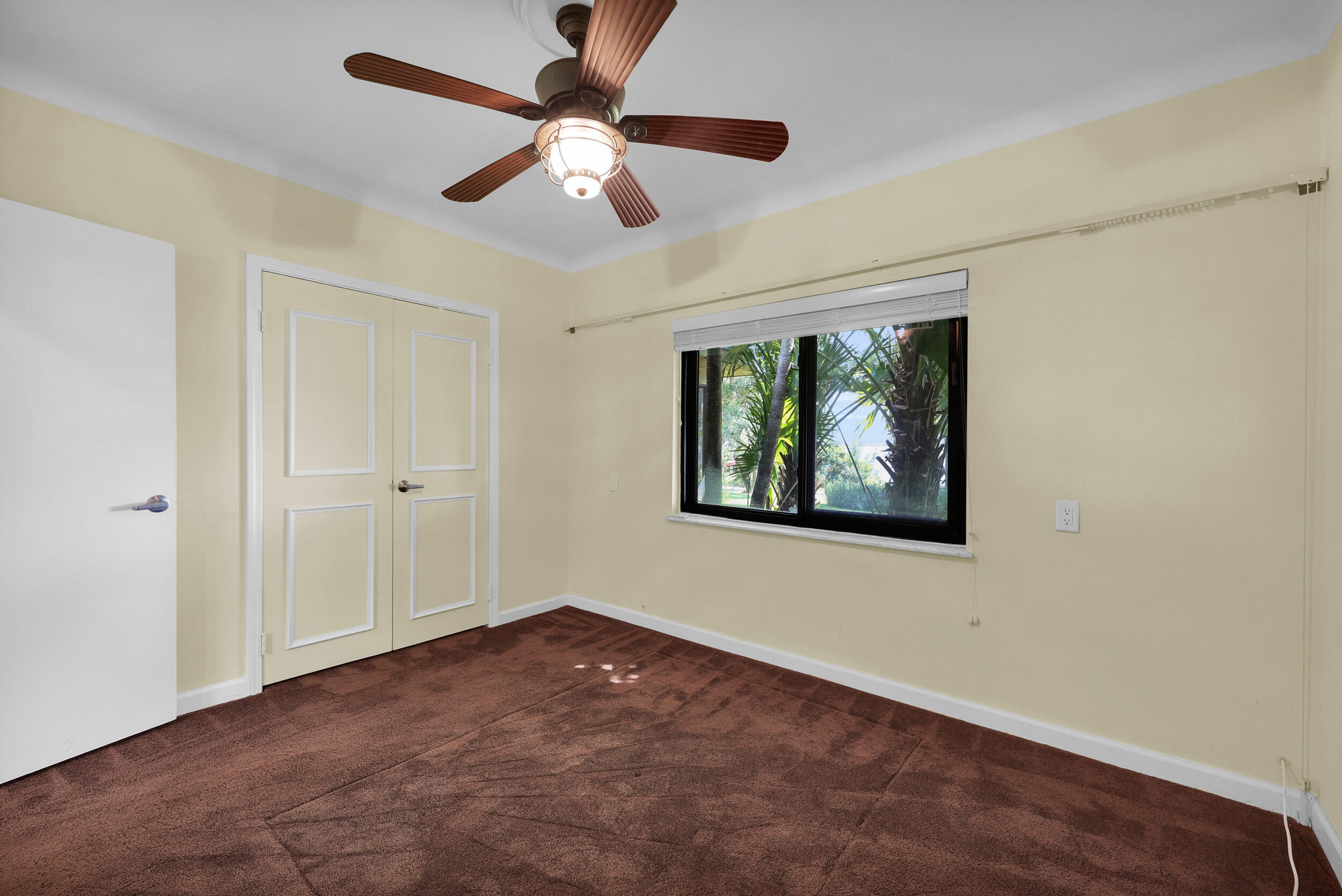 HAL S THOMAS RESUBDIVISION OF LOTS - Residential