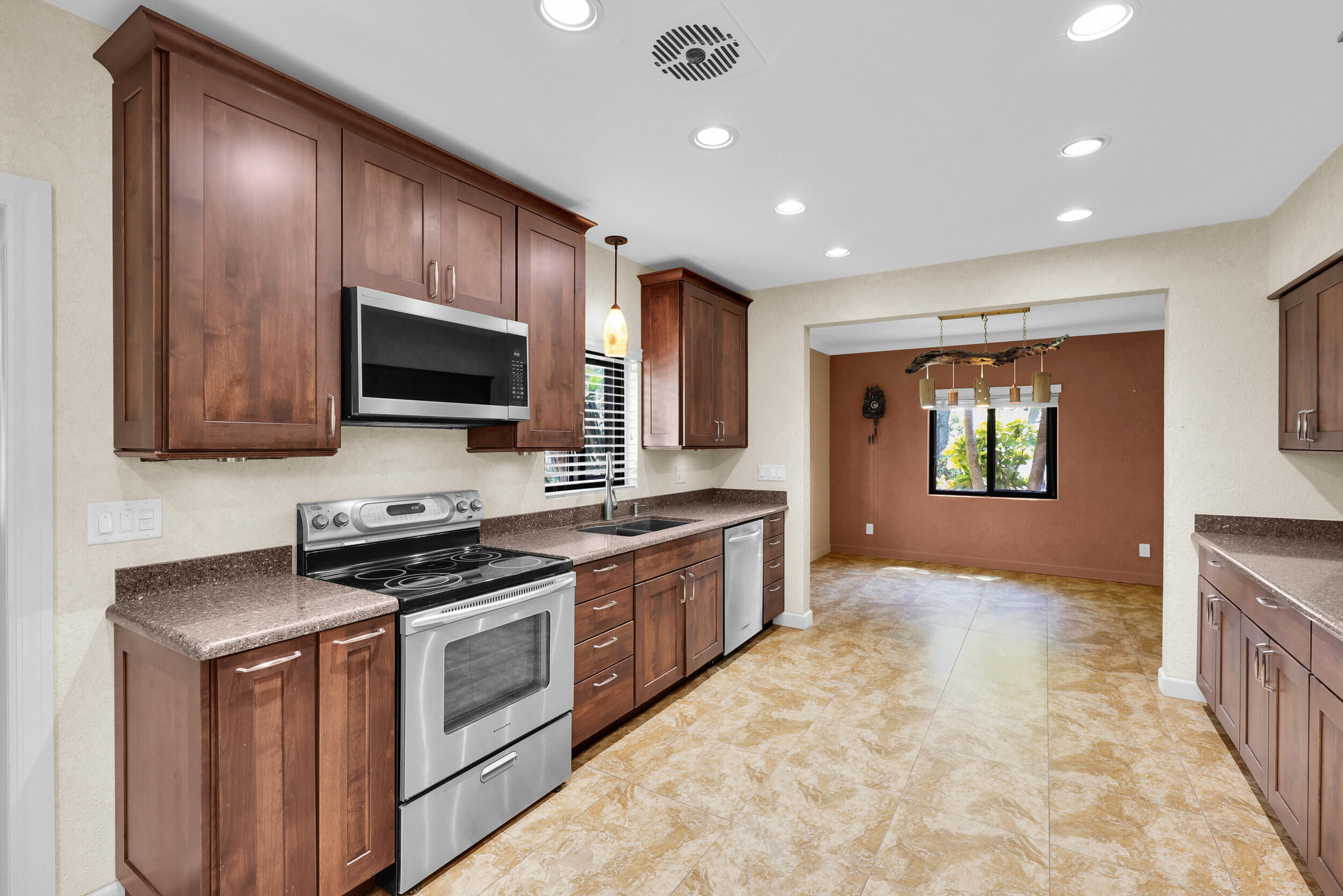 HAL S THOMAS RESUBDIVISION OF LOTS - Residential