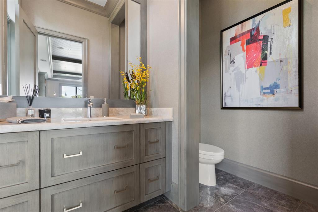 ROYAL PALM YACHT & COUNTRY CLUB - Residential