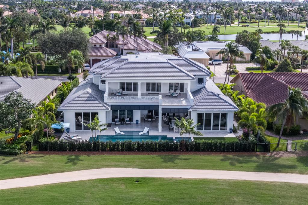 ROYAL PALM YACHT & COUNTRY CLUB - Residential