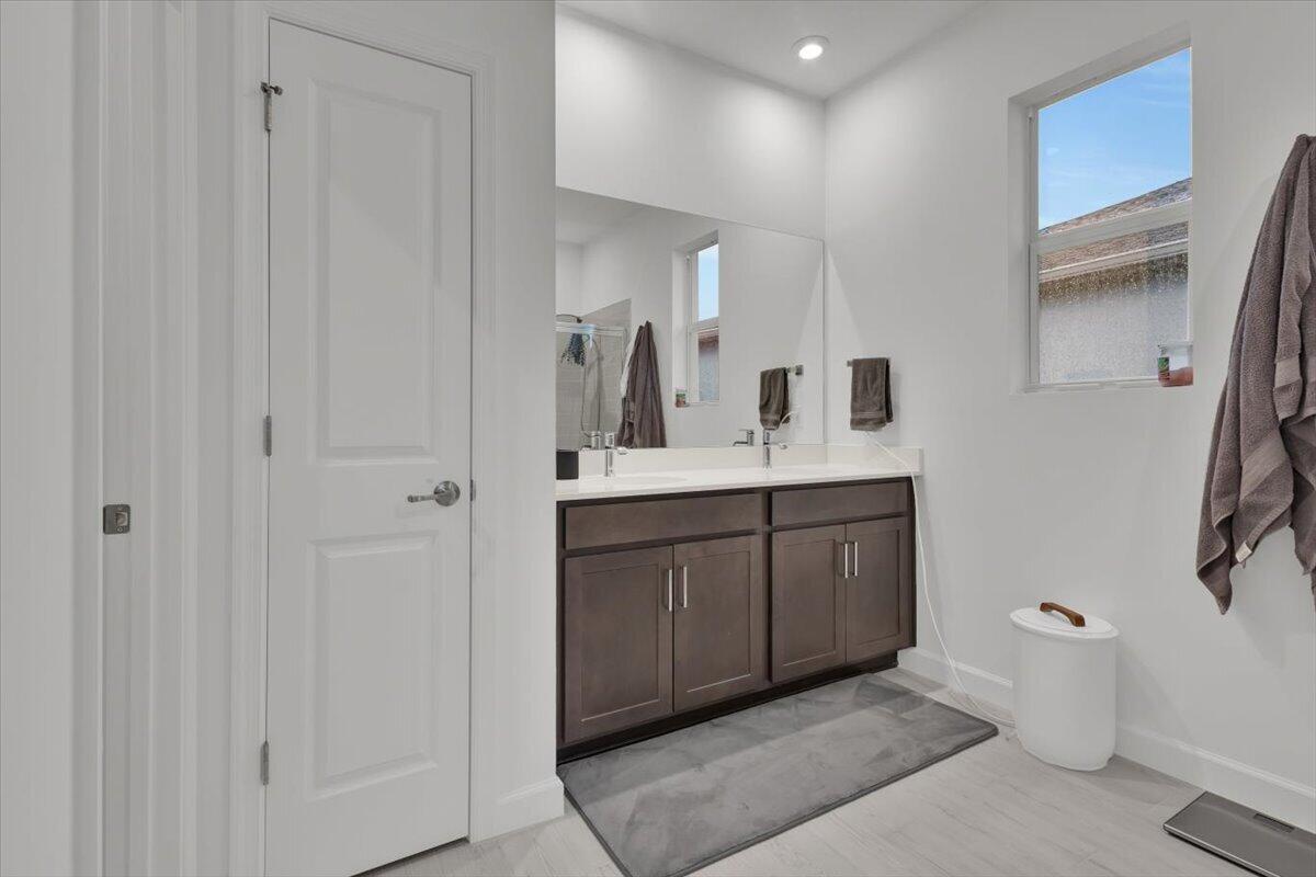 CADENCE PHASE III - Residential Lease
