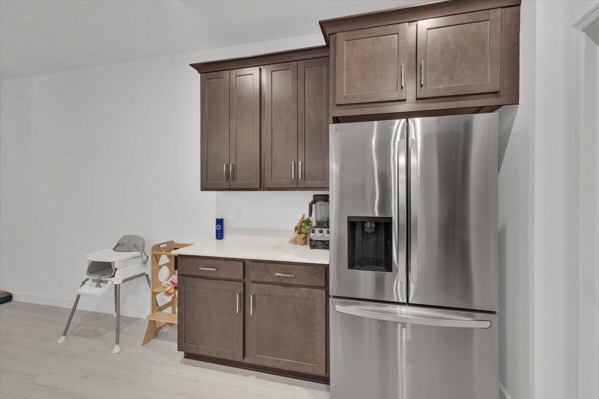 CADENCE PHASE III - Residential Lease