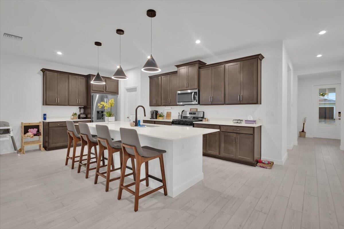 CADENCE PHASE III - Residential Lease