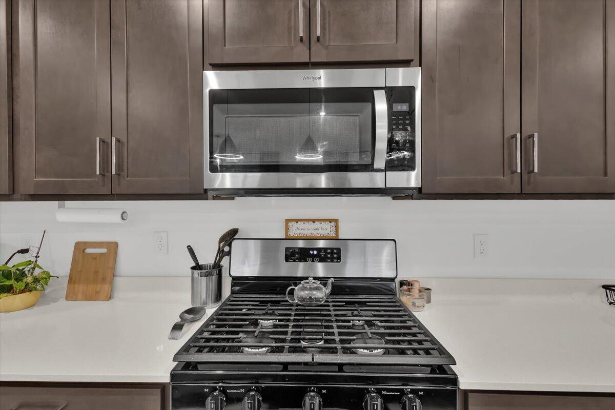 CADENCE PHASE III - Residential Lease