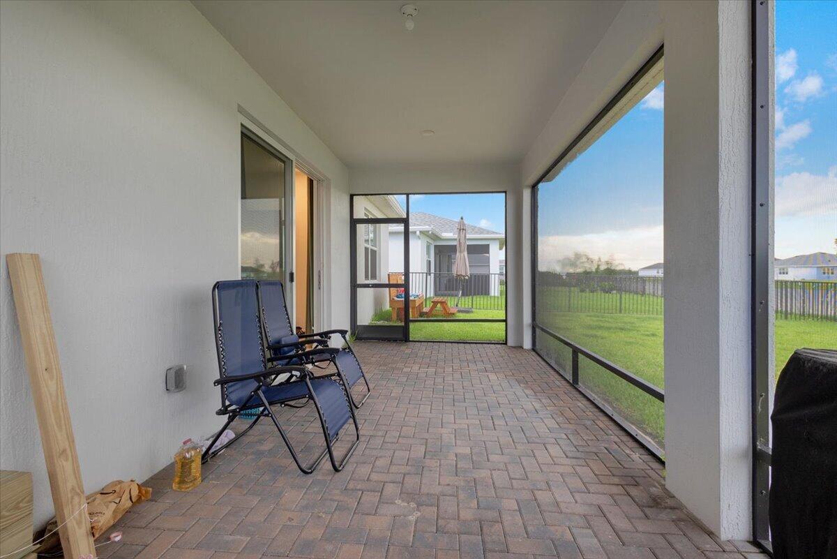 CADENCE PHASE III - Residential Lease