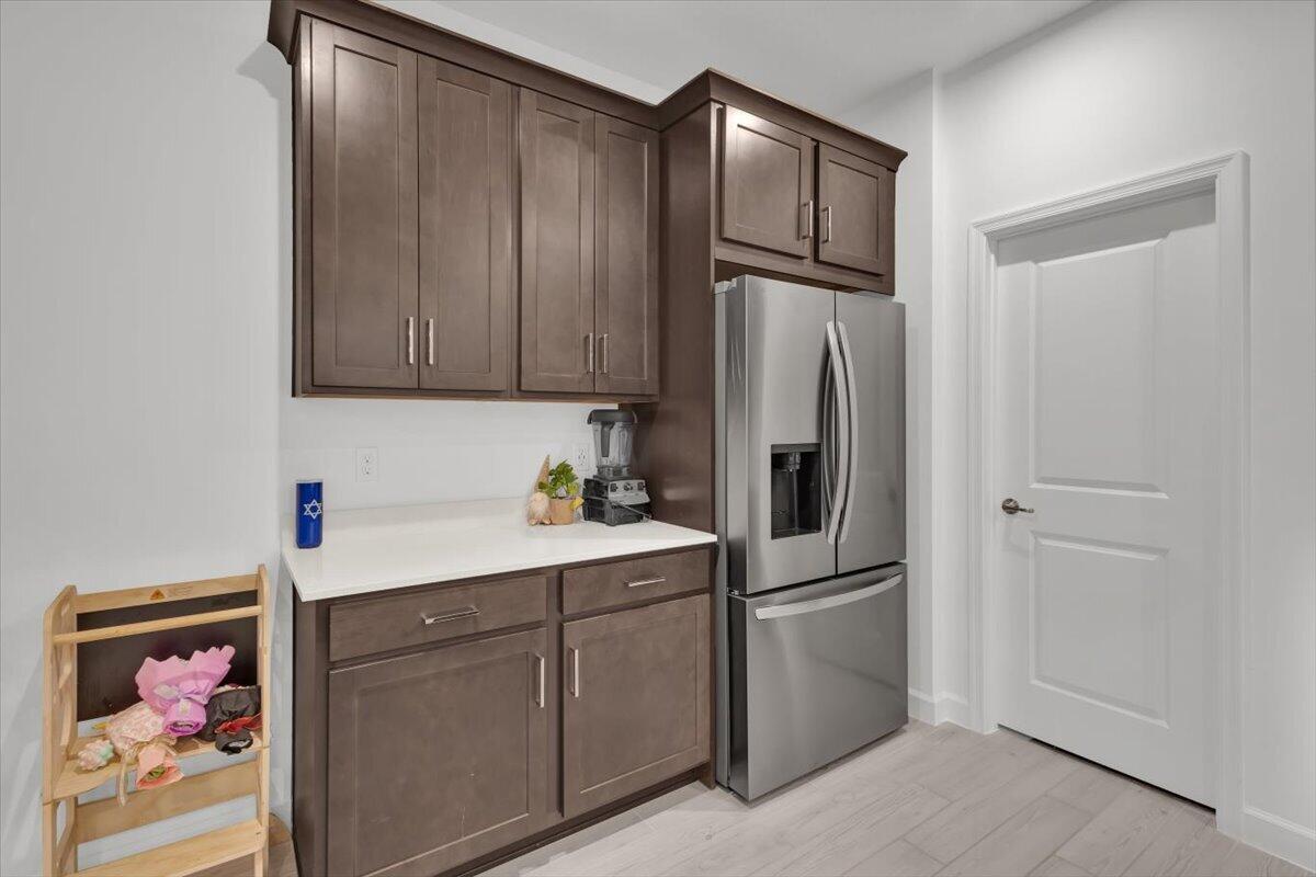 CADENCE PHASE III - Residential Lease