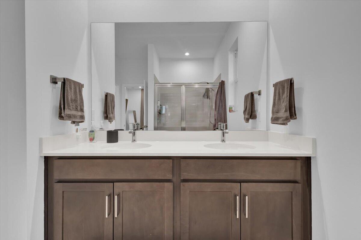 CADENCE PHASE III - Residential Lease