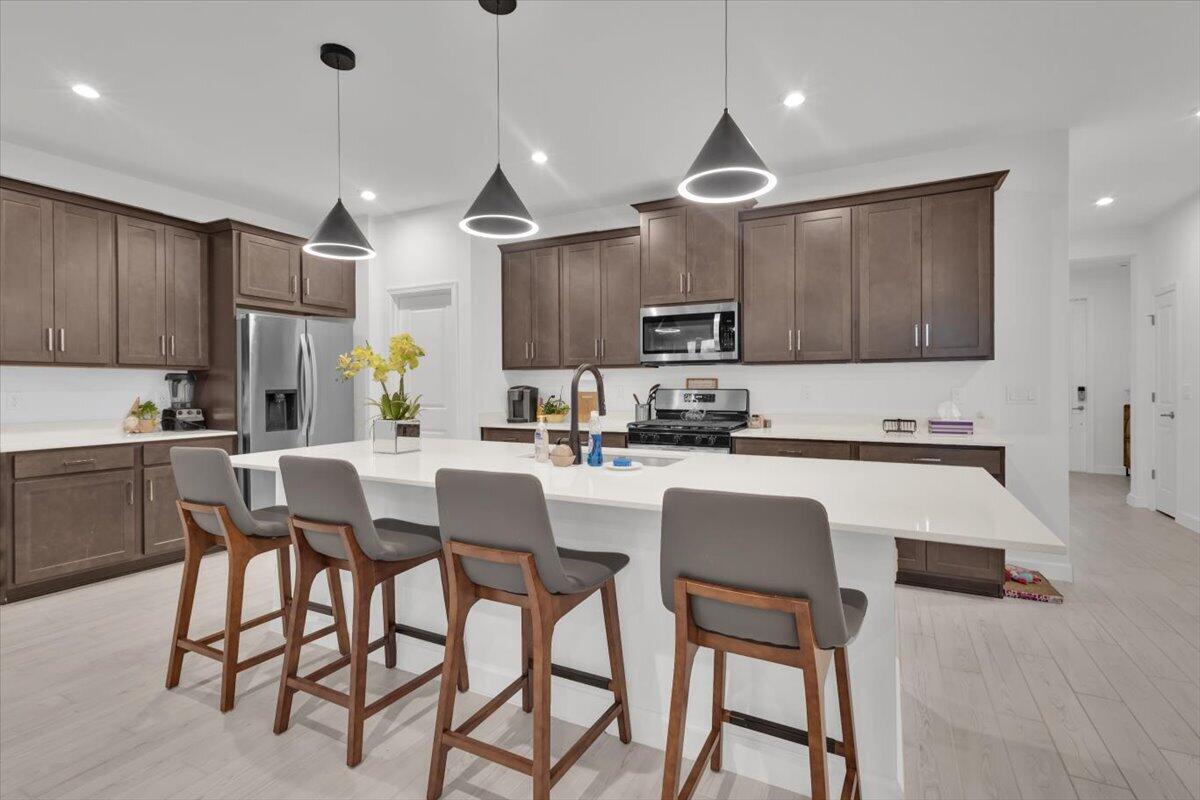 CADENCE PHASE III - Residential Lease