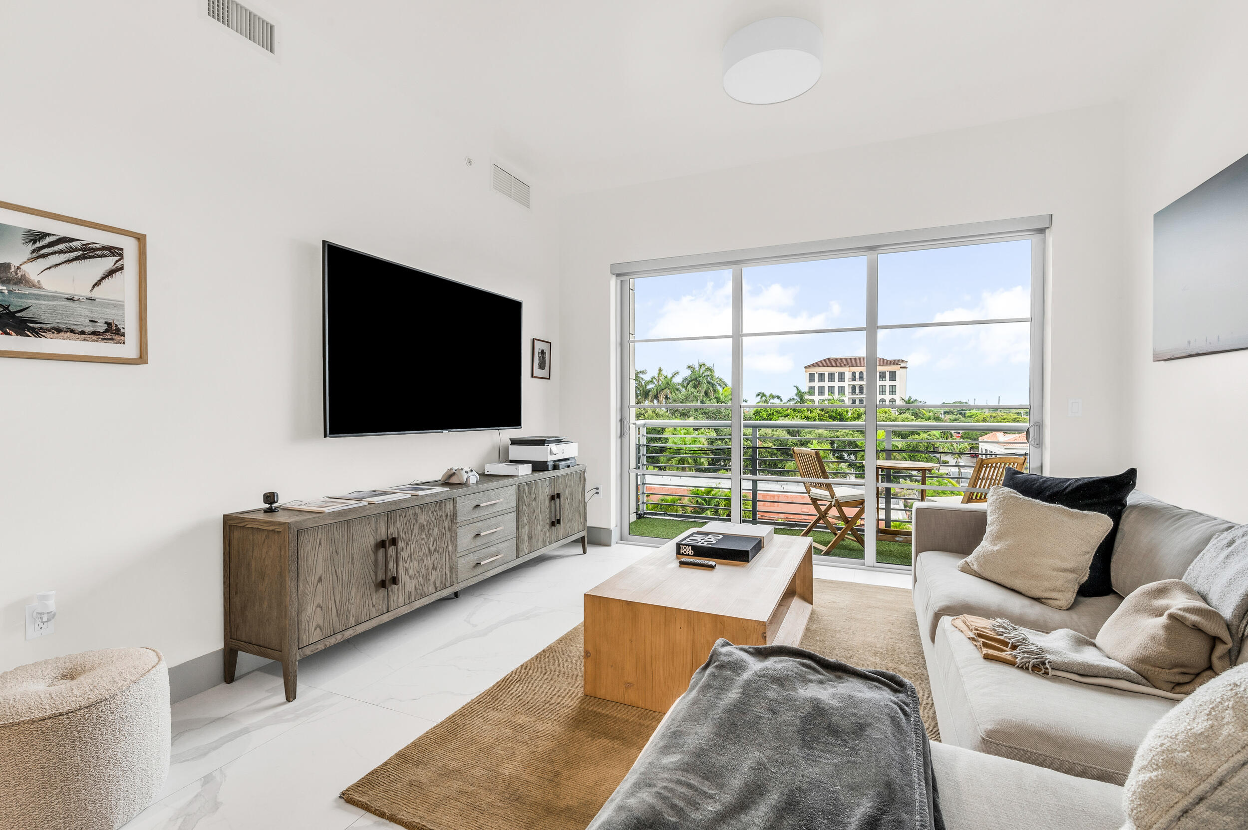 TOWER 155 CONDO - Residential