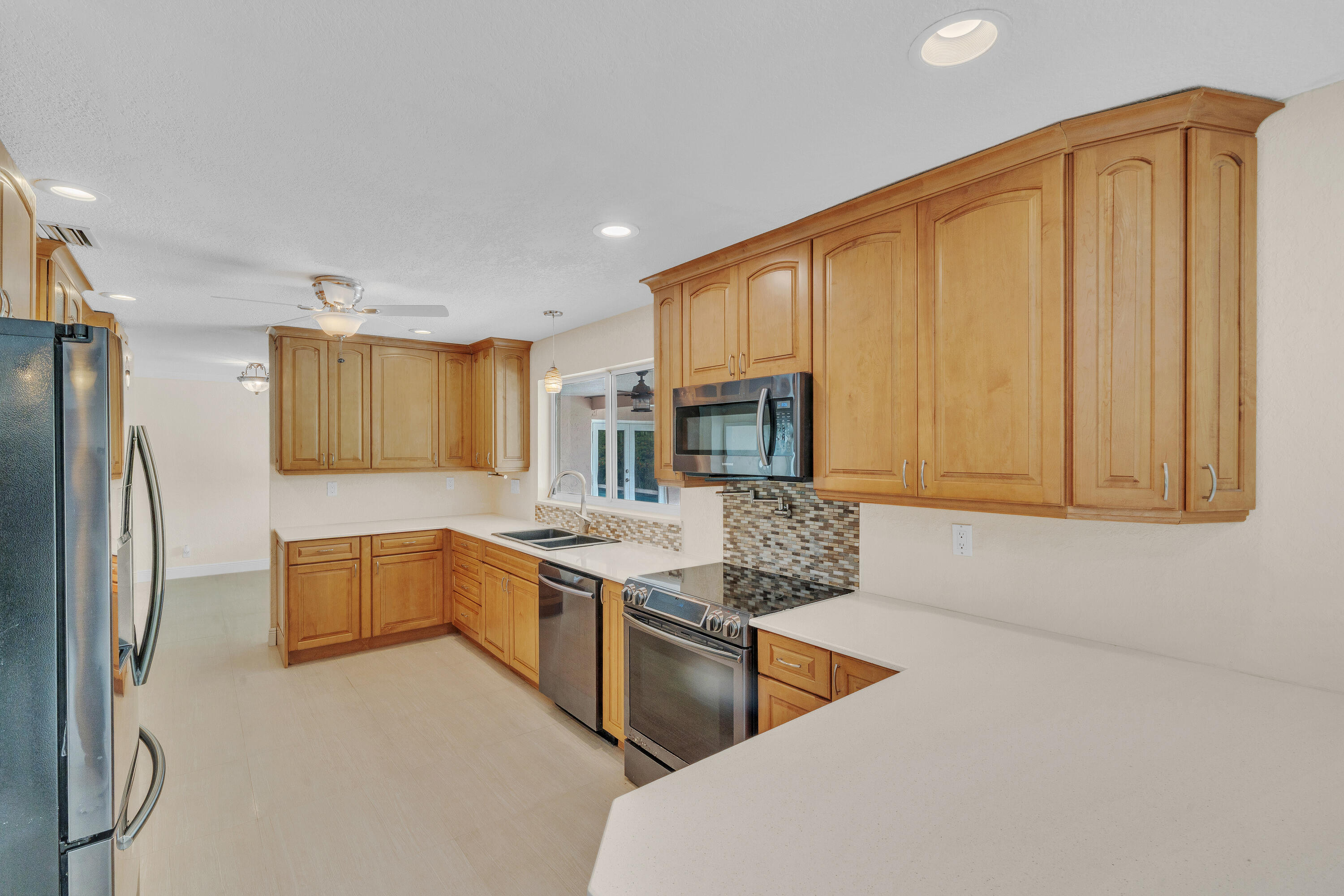 B C J PLAT - Residential