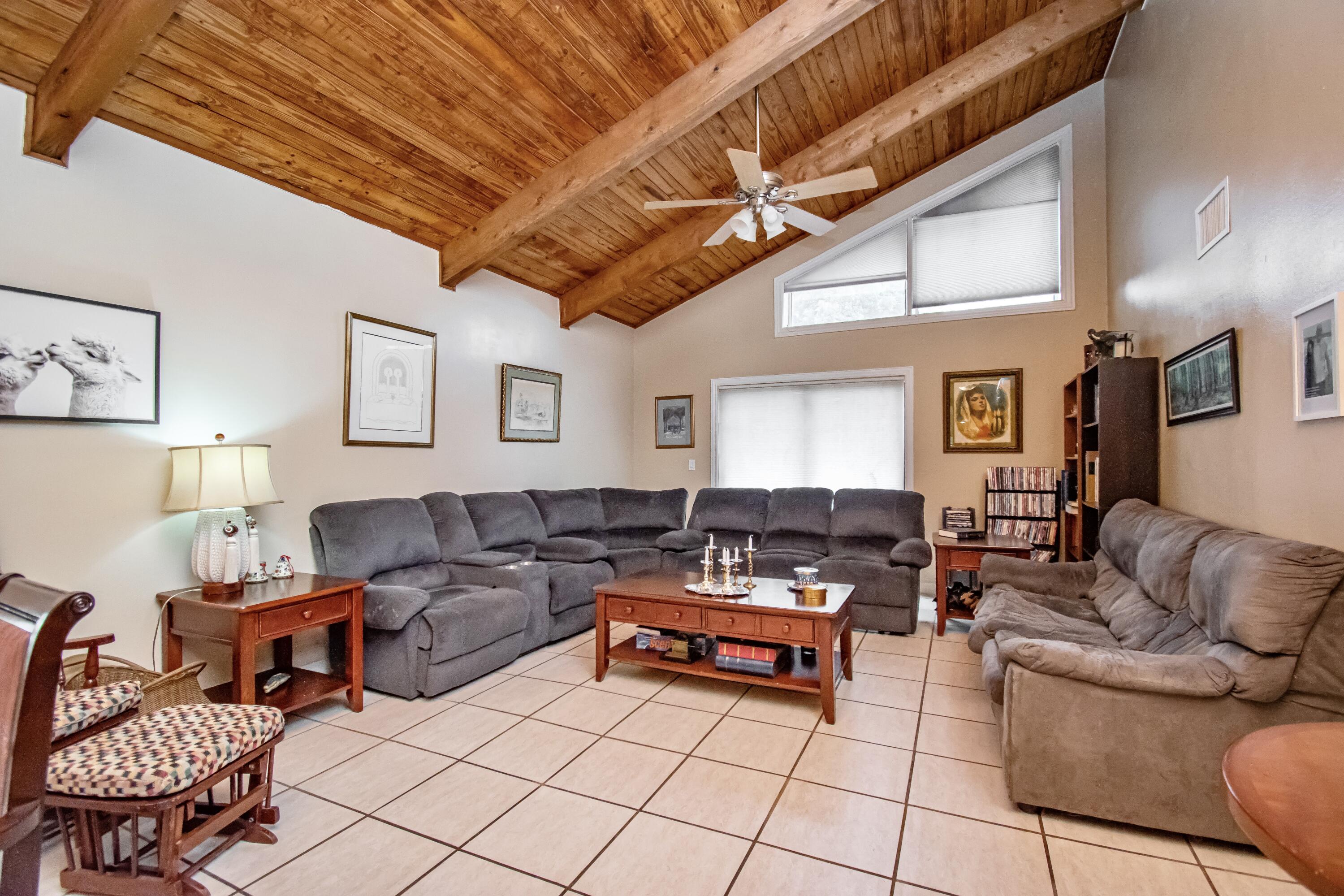 AMBERWOODS OF BOCA 1ST ADD - Residential