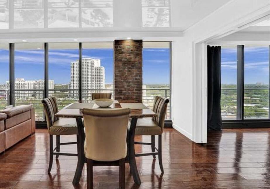 HOME TOWER CONDO - Residential
