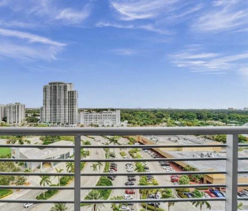 HOME TOWER CONDO - Residential