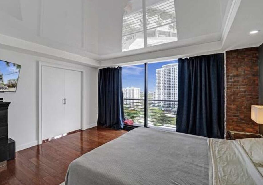 HOME TOWER CONDO - Residential