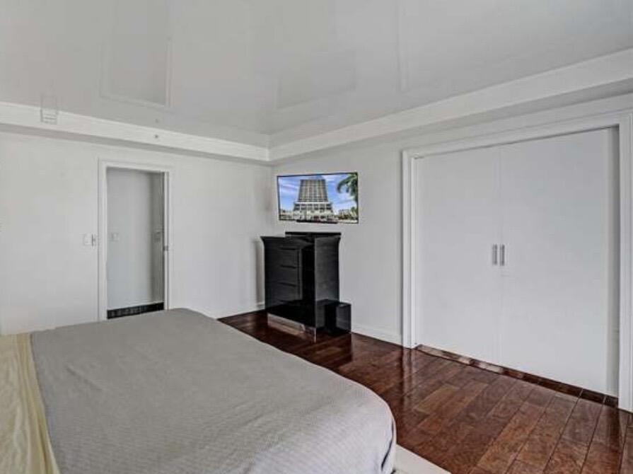 HOME TOWER CONDO - Residential
